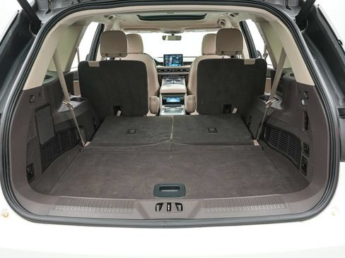 Used 2022 Lincoln Aviator Reserve w/ Equipment Group 201A AWD/4WD image 26