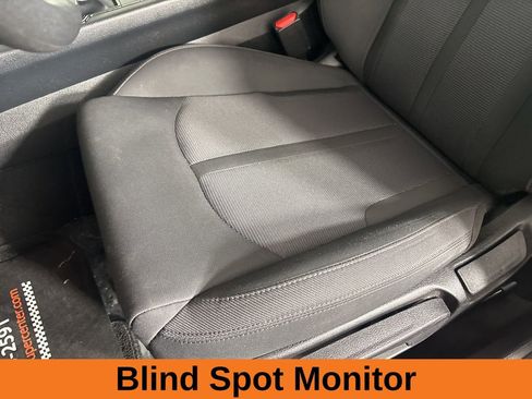 Used 2022 Kia K5 LXS image 10