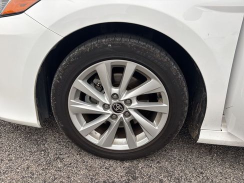 Used 2022 Toyota Camry LE image 22