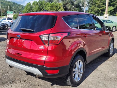 Used 2017 Ford Escape SE AWD/4WD image 8