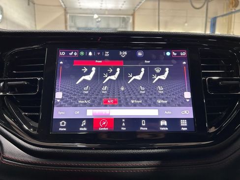 Used 2023 Dodge Durango GT AWD/4WD image 34