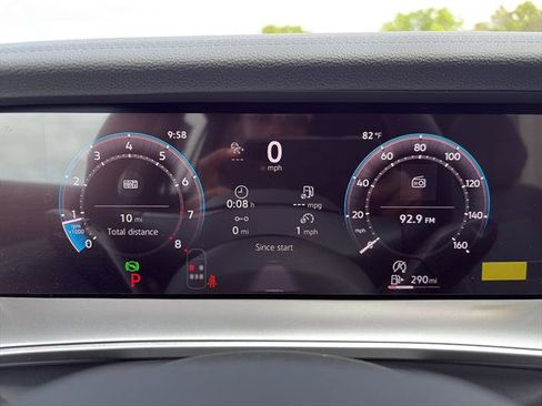 New 2026 Volkswagen Tiguan SE R-Line FWD image 20