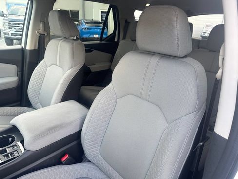 Used 2023 Honda Pilot LX image 13