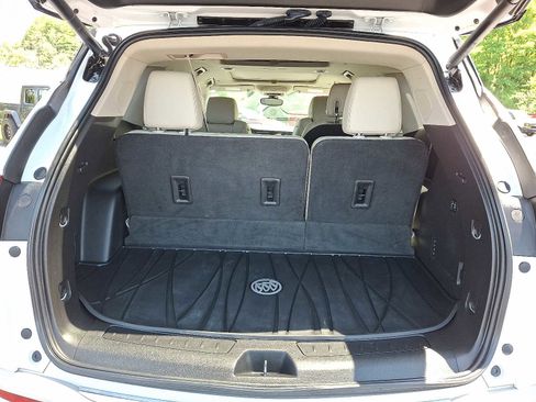 Used 2018 Buick Enclave Premium w/ Trailering Package AWD/4WD image 29