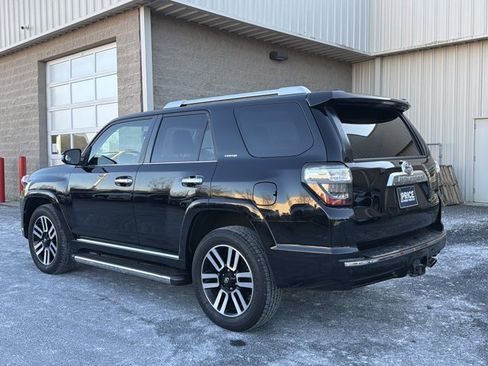 Used 2018 Toyota 4Runner Limited image 7