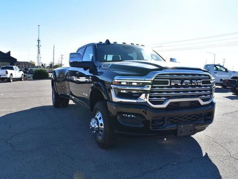 New 2026 RAM 3500 Longhorn image 32