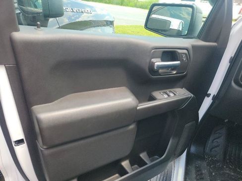 Used 2025 Chevrolet Silverado 1500 W/T RWD image 8