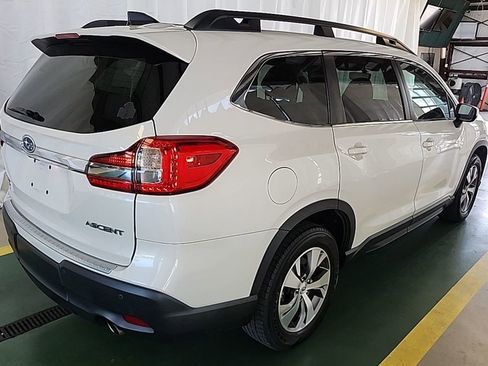 Used 2022 Subaru Ascent Premium w/ Convenience Package AWD/4WD image 5