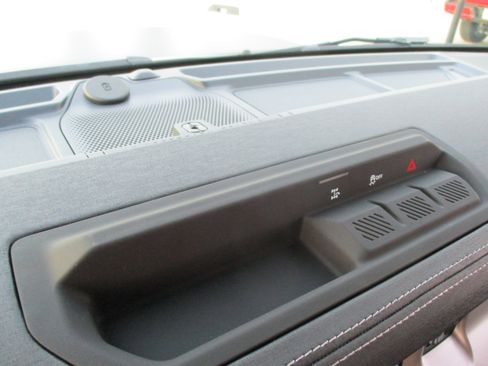 New 2025 Ford Bronco Outer Banks AWD/4WD image 19