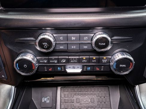 Used 2023 Ford F150 Platinum w/ Equipment Group 701A High AWD/4WD image 28