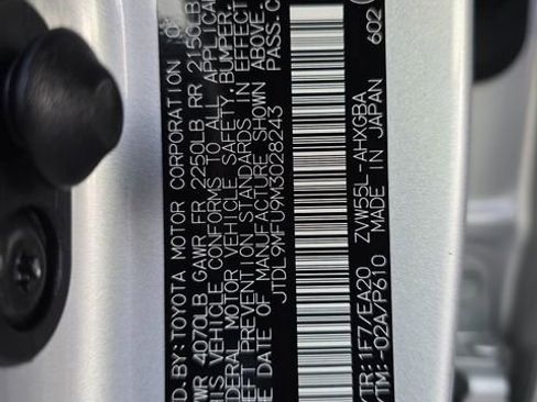 Used 2021 Toyota Prius XLE w/ Advanced Technology Package AWD/4WD image 26