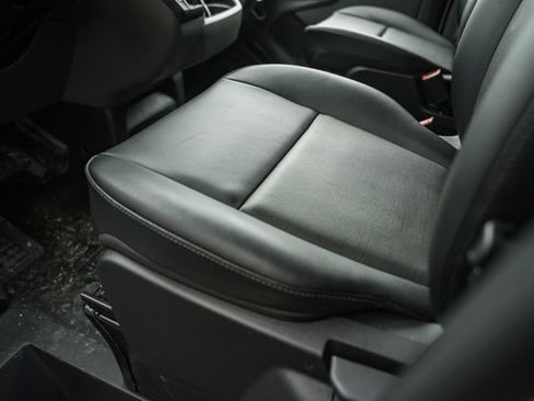 New 2026 Ford Transit 250 Low Roof RWD image 39