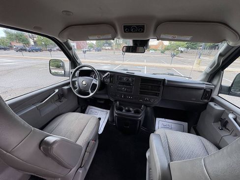 Used 2019 Chevrolet Express 3500 LT w/ LT Preferred Equipment Group RWD image 16