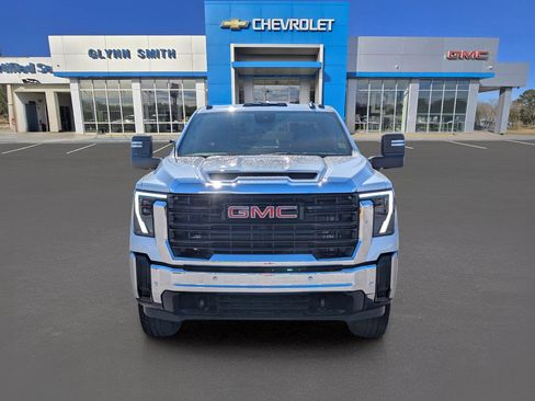 Used 2026 GMC Sierra 2500 Pro w/ 1SA Pro Safety Plus Package AWD/4WD image 2