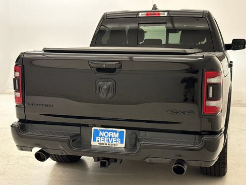 Used 2020 RAM 1500 Limited w/ Black Appearance Package AWD/4WD image 9