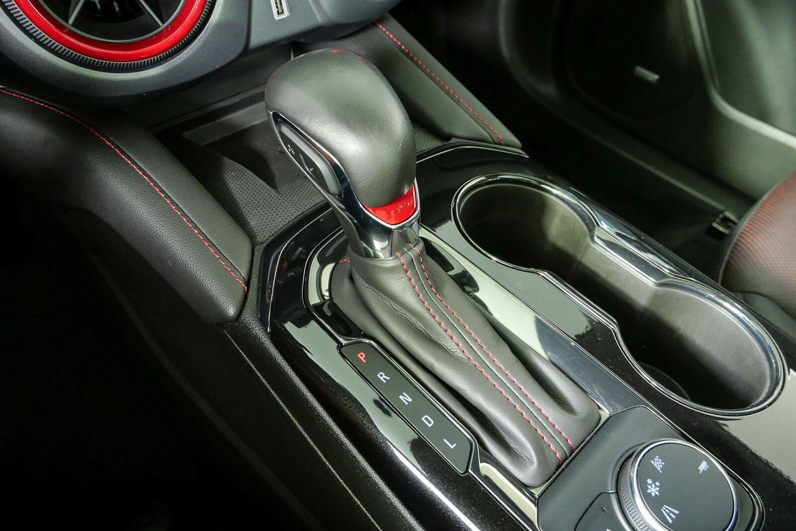 Used 2022 Chevrolet Blazer RS w/ Enhanced Convenience Package FWD image 18