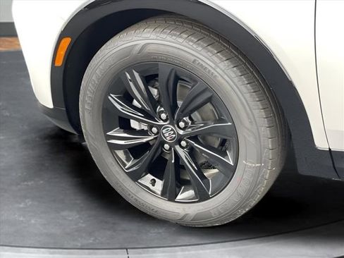 Certified 2024 Buick Envista Sport Touring w/ Convenience I Package image 30