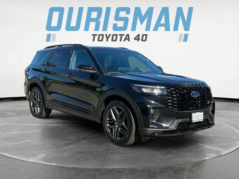 Used 2025 Ford Explorer ST AWD/4WD image 1