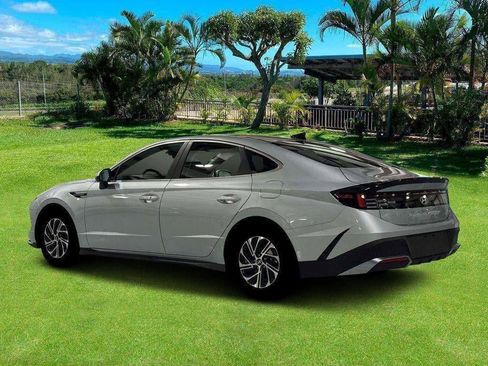 New 2026 Hyundai Sonata Blue FWD image 4
