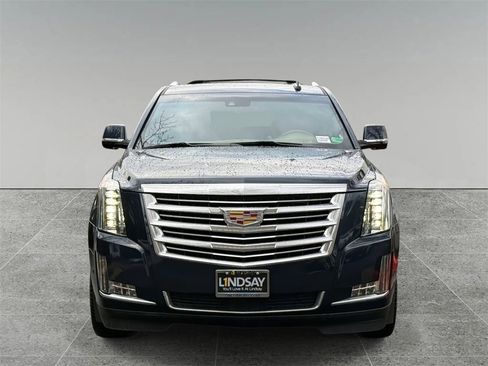 Used 2019 Cadillac Escalade ESV Platinum image 8