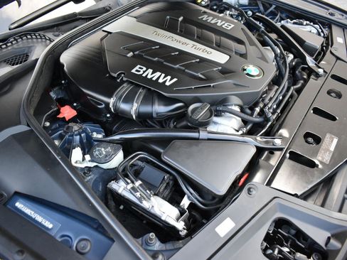 Used 2015 BMW 550i Sedan image 50