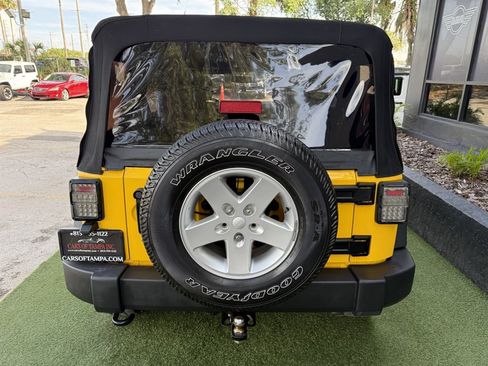 Used 2015 Jeep Wrangler Unlimited Sport w/ Quick Order Package 24S AWD/4WD image 5
