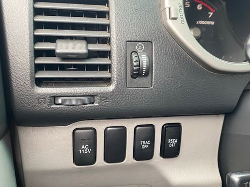 Used 2004 Toyota 4Runner SR5 image 23