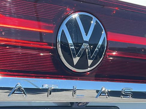 New 2026 Volkswagen Atlas Cross Sport SE AWD/4WD image 28