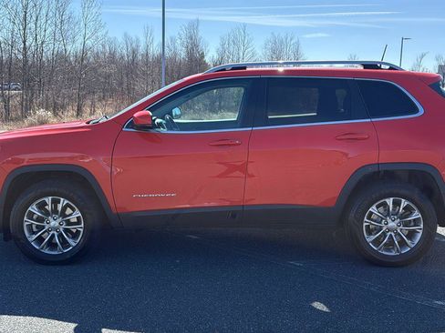 Used 2021 Jeep Cherokee Latitude Lux w/ Comfort/Convenience Group image 12