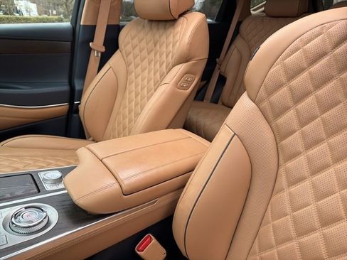 Used 2024 Genesis GV80 3.5T w/ Prestige Package image 18