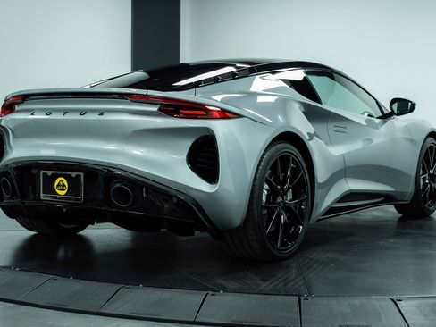 New 2026 Lotus Emira SE image 3