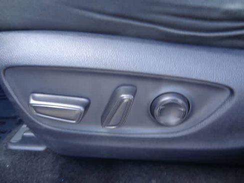 Certified 2024 Toyota RAV4 XLE FWD image 7