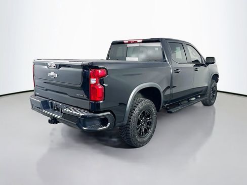 Used 2025 Chevrolet Silverado 1500 ZR2 w/ Technology Package AWD/4WD image 7