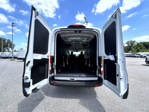 New 2026 Ford Transit 250 148 Medium Roof w/ Load Area Protection Package RWD image 18