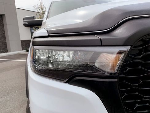 Used 2026 RAM 1500 Rebel AWD/4WD image 9