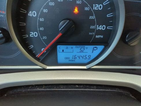 Used 2014 Toyota RAV4 XLE image 21