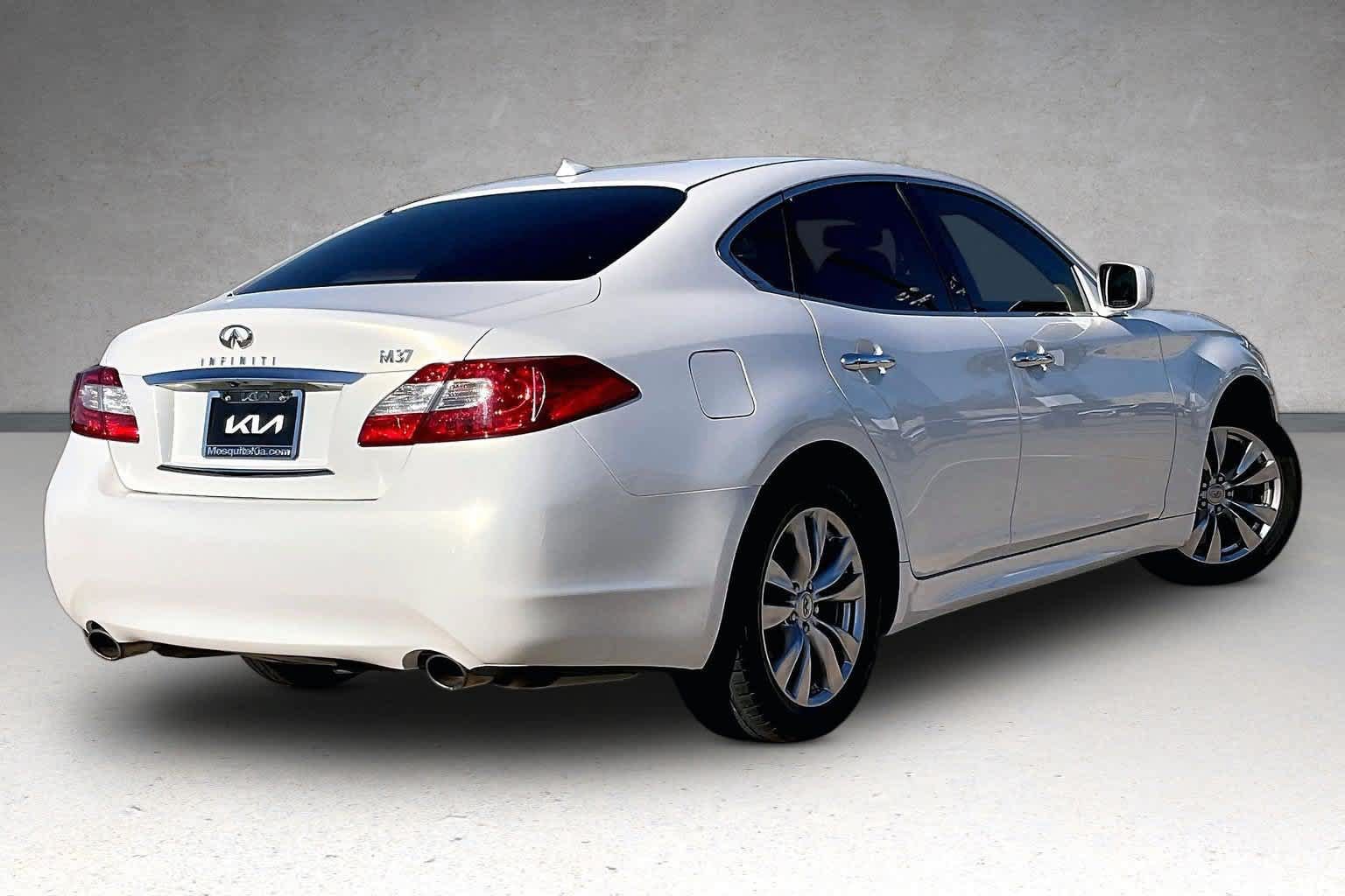 Used 2012 INFINITI M37 w/ Premium Pkg RWD image 21