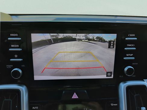Used 2021 Kia Sorento EX image 23