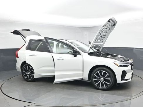 Used 2023 Volvo XC60 B5 Plus w/ Climate Package image 49