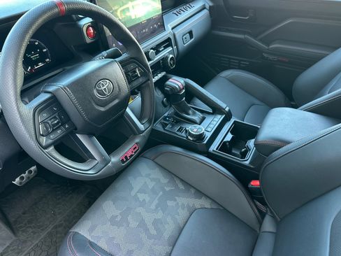 Used 2024 Toyota Tacoma TRD Pro image 9