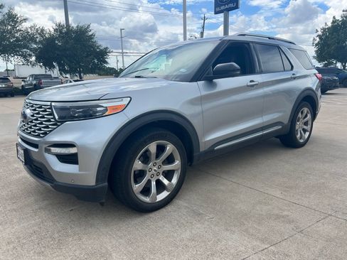 Used 2020 Ford Explorer Platinum w/ Premium Technology Package AWD/4WD image 1