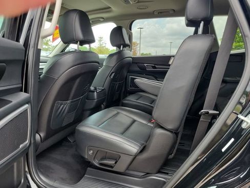 Used 2025 Kia Telluride S FWD image 12