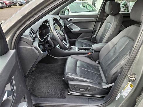 Used 2019 Audi Q3 2.0T Premium Plus w/ Premium Plus Package image 21