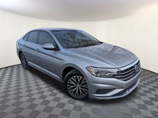 Used 2020 Volkswagen Jetta SE w/ SE Cold Weather Package video 1