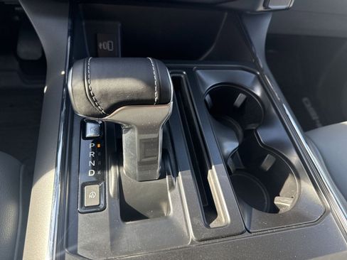 Used 2025 Ford F150 Lightning Flash image 19