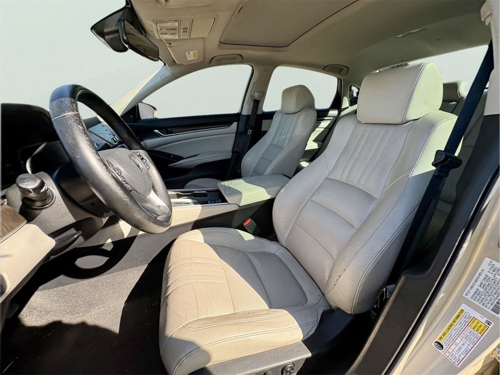 Used 2018 Honda Accord EX-L image 11