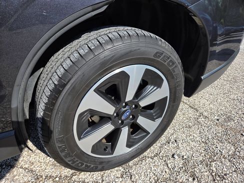 Used 2018 Subaru Forester 2.5i Limited w/ Popular Package #2 AWD/4WD image 12