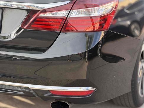 Used 2016 Honda Accord EX image 12