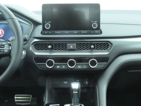 Used 2025 Acura Integra A-Spec image 16