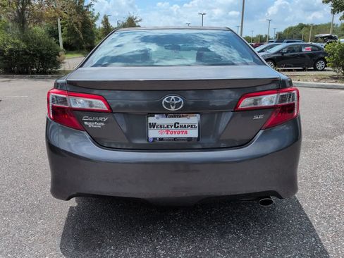 Used 2012 Toyota Camry SE FWD image 5